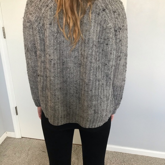 Forever 21 Gray Sweater - Picture 3 of 4